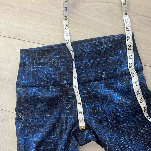 Lululemon women’s leggings size 8 - Picture 4 of 9